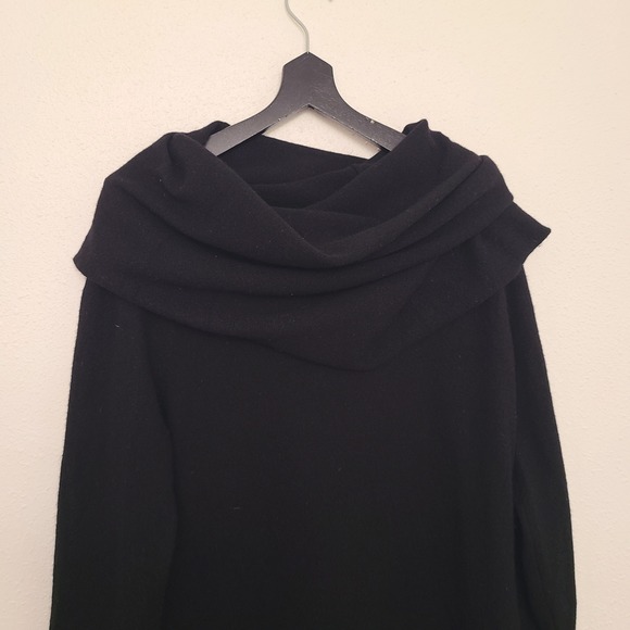 Aqua 100% Cashmere Black Cowl Neck Sweater LARGE Quiet Luxury Old Money Timeless - Picture 8 of 8